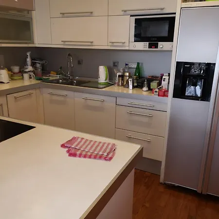 Free Park&bikes Habitación en casa particular Liubliana