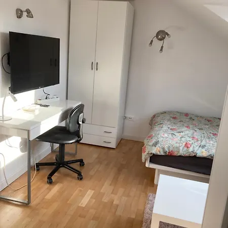 Habitación en casa particular Free Park&bikes