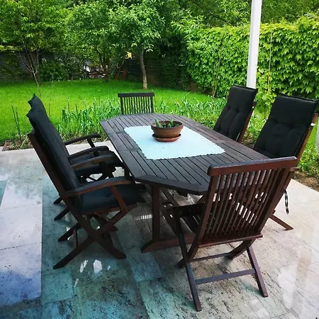 Free Park&bikes 民宿 *