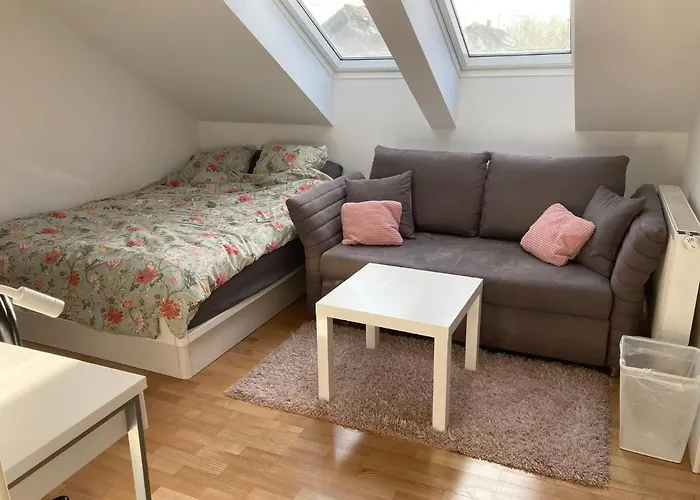 Δωμάτια σε οικογενειακή κατοικία Free Park&bikes