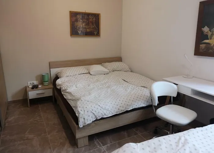 Free Park&bikes Δωμάτια σε οικογενειακή κατοικία *