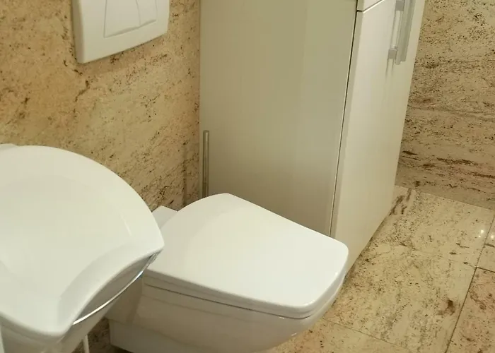 Δωμάτια σε οικογενειακή κατοικία Free Park&bikes Λιουμπλιάνα